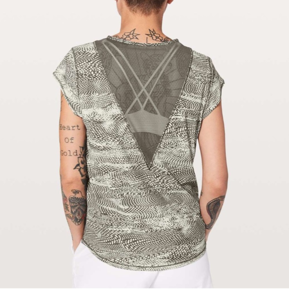 Lululemon For The Run Shirt